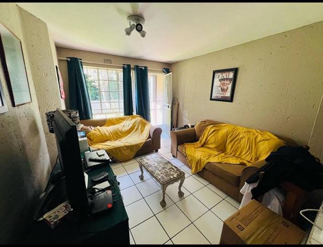 3 BEDROOM APARTMENT FOR SALE IN VORNA VALLEY